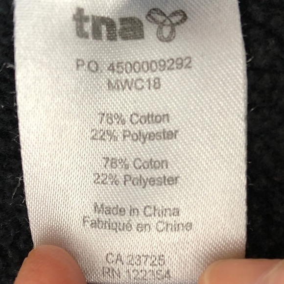 TNA, Aritzia, Zip Up Hoodie, BC, Whistler, Sweater, Black, Yellow Hoodie, Size M - Picture 14 of 14